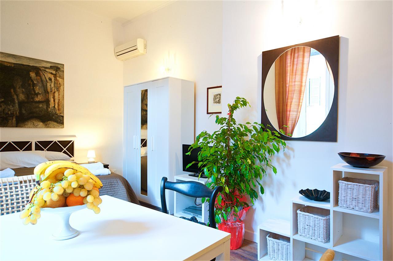 Vetrina Holidays Apartment Navona Roma Ngoại thất bức ảnh
